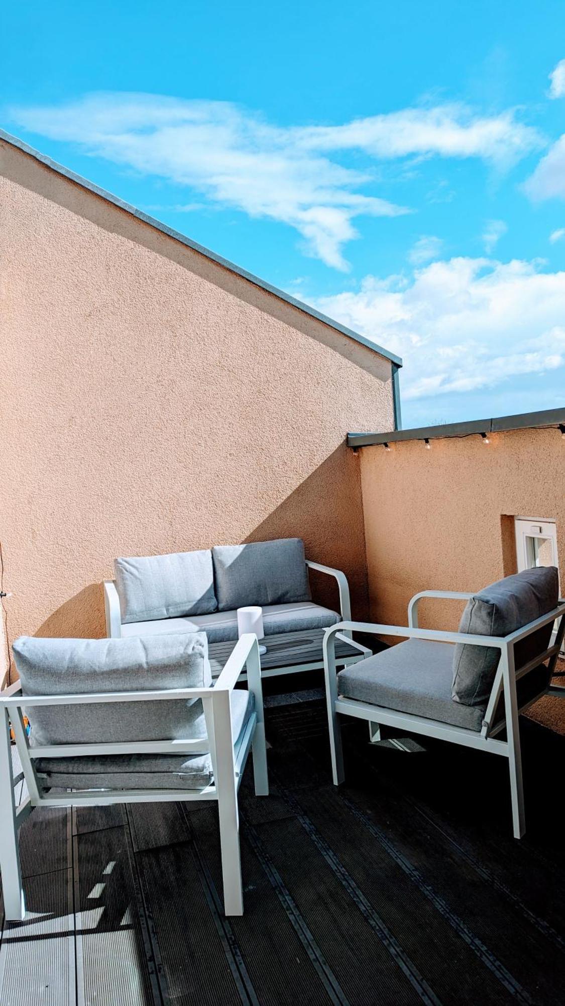 Rooftop Art Apartment, E-Roller,Ausblick,Wlan,Tv Chemnitz Luaran gambar